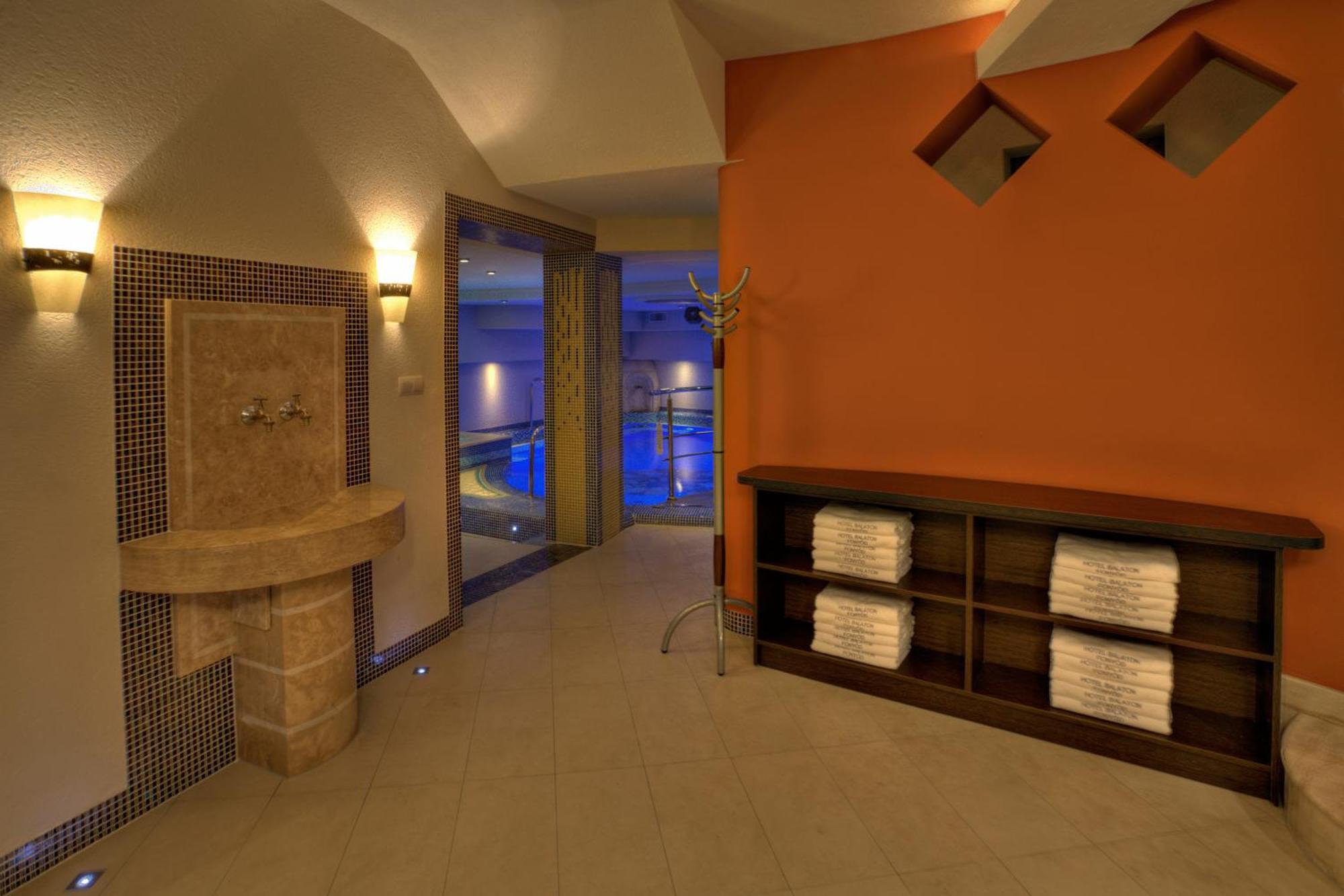 Hotel Balaton Fonyod Luaran gambar